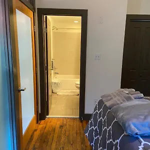 Charming 2 Bedroom Near Vcu Richmond